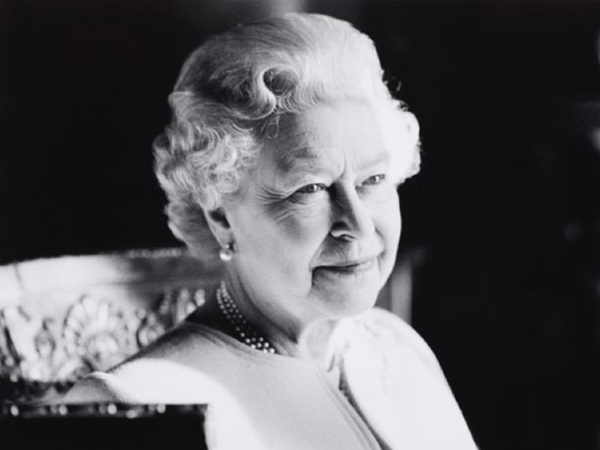 Black and white image of the Queen 